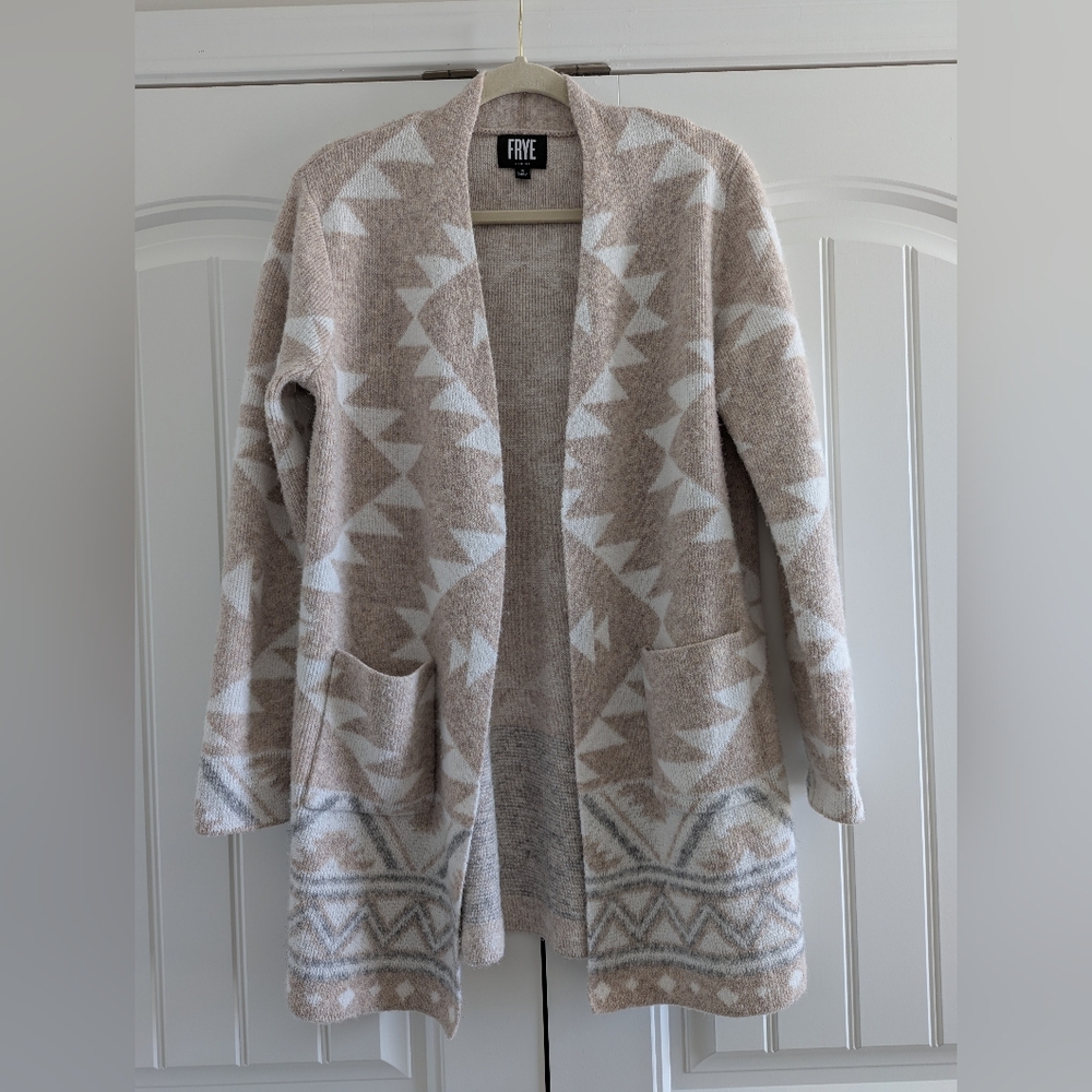 Frye Women's Tan and White Geometric Cardigan
